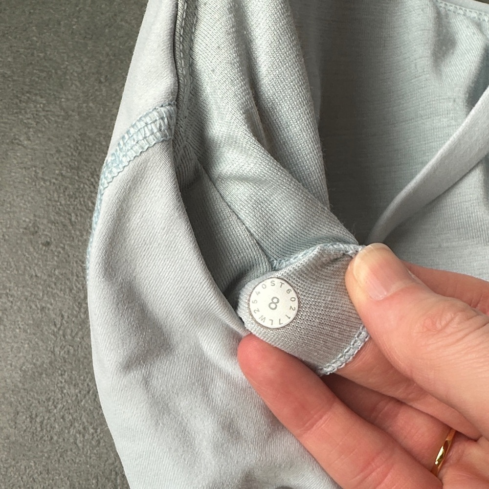 Lululemon Women's Baby Blue Sports Bra - Picture 5 of 5